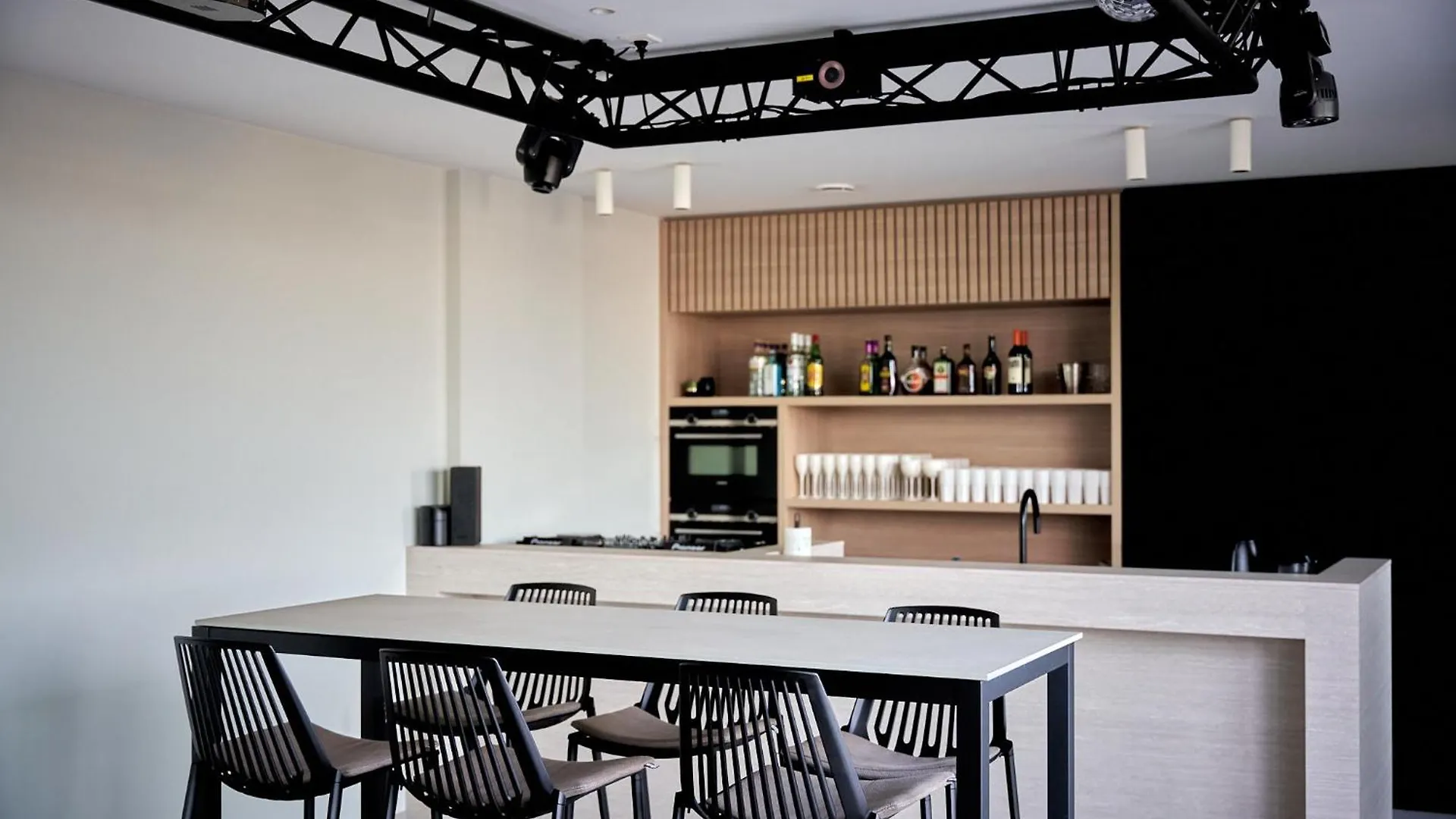 Kaoz Highstreet The Luxury Loft Apartment Hoogstraten 0*,  Belgium